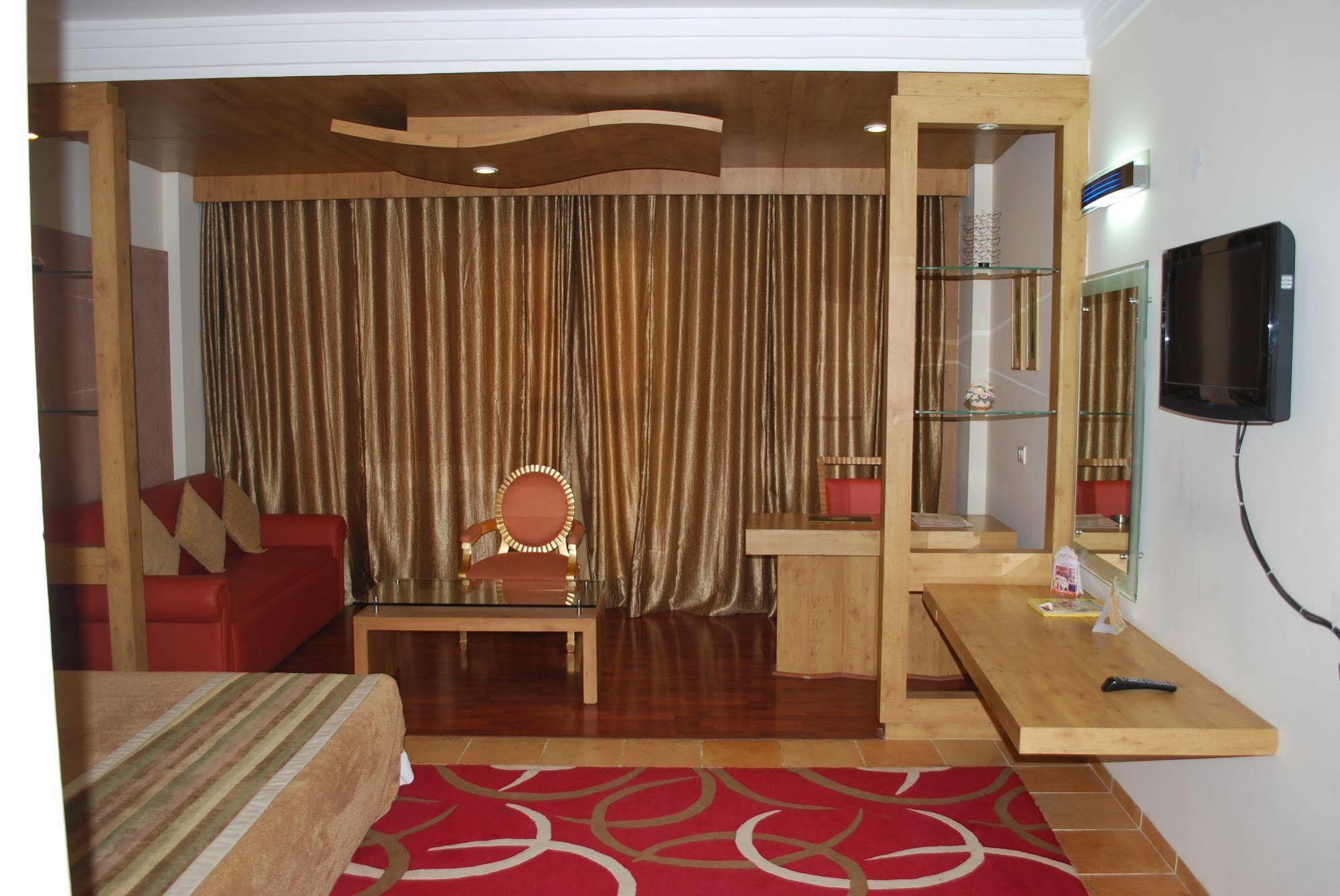 KC Residencia Katra (Jammu and Kashmir) Exterior foto