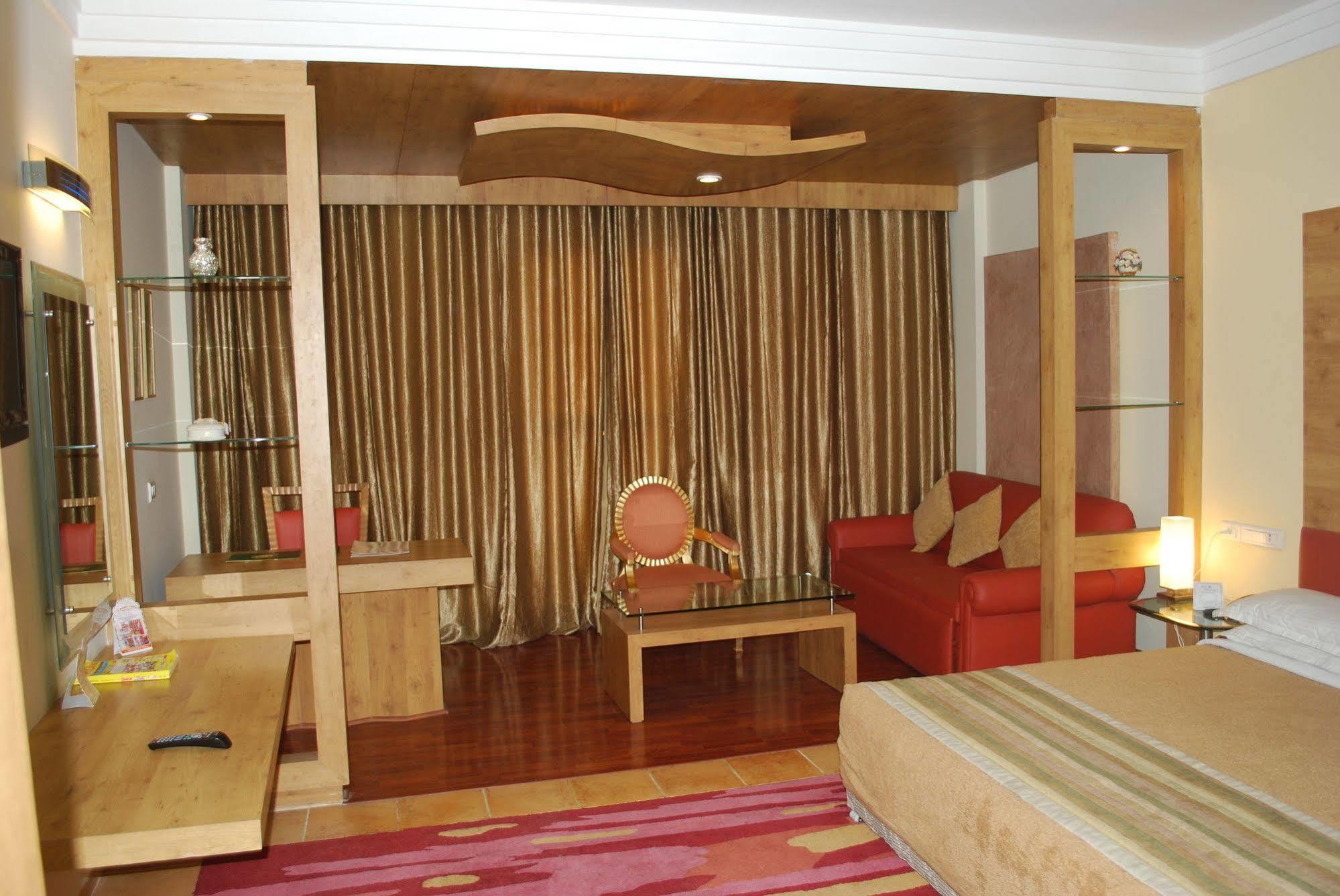 KC Residencia Katra (Jammu and Kashmir) Exterior foto